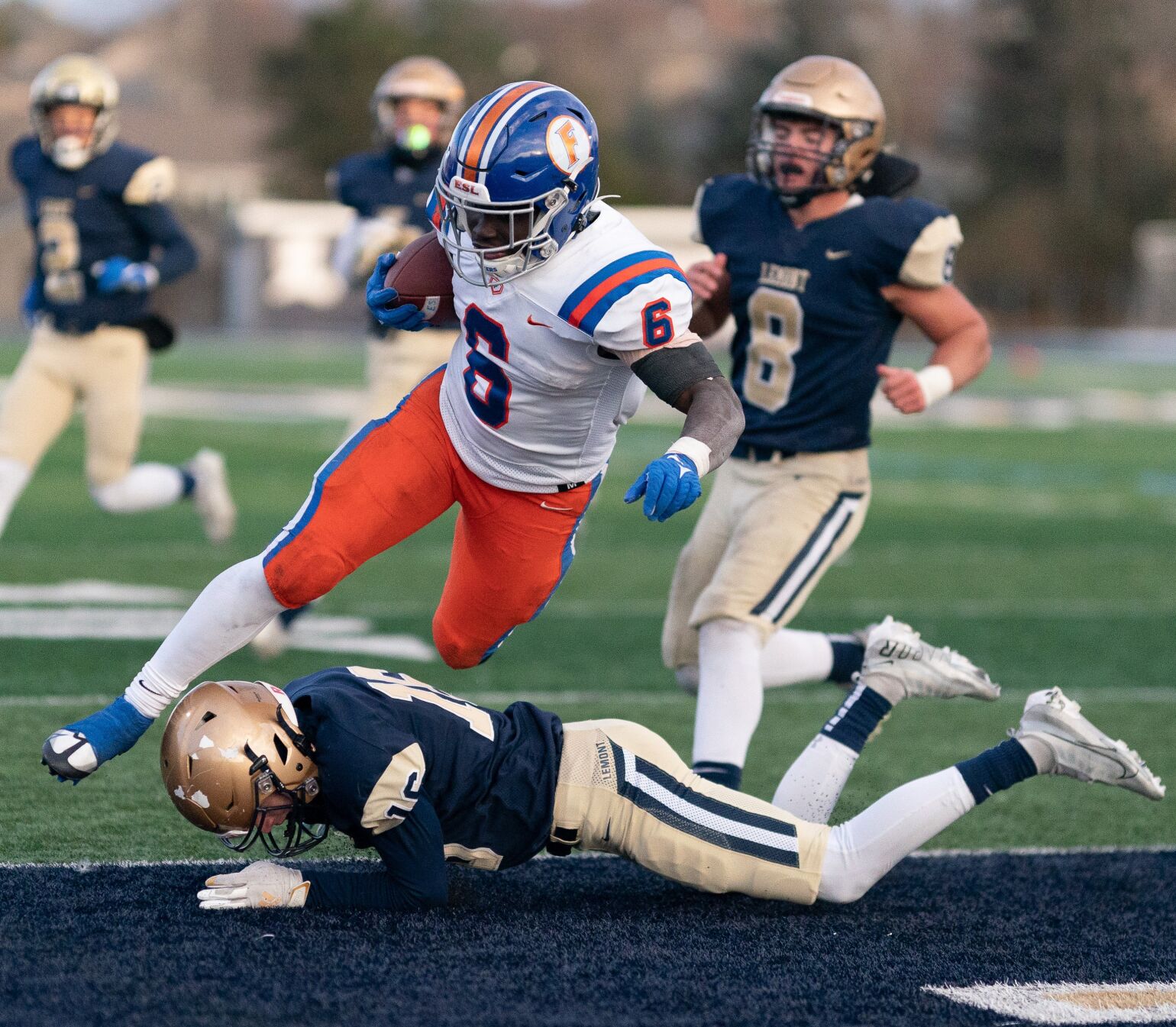 Class 6A football state semifinal: East St. Louis 32, Lemont 29
